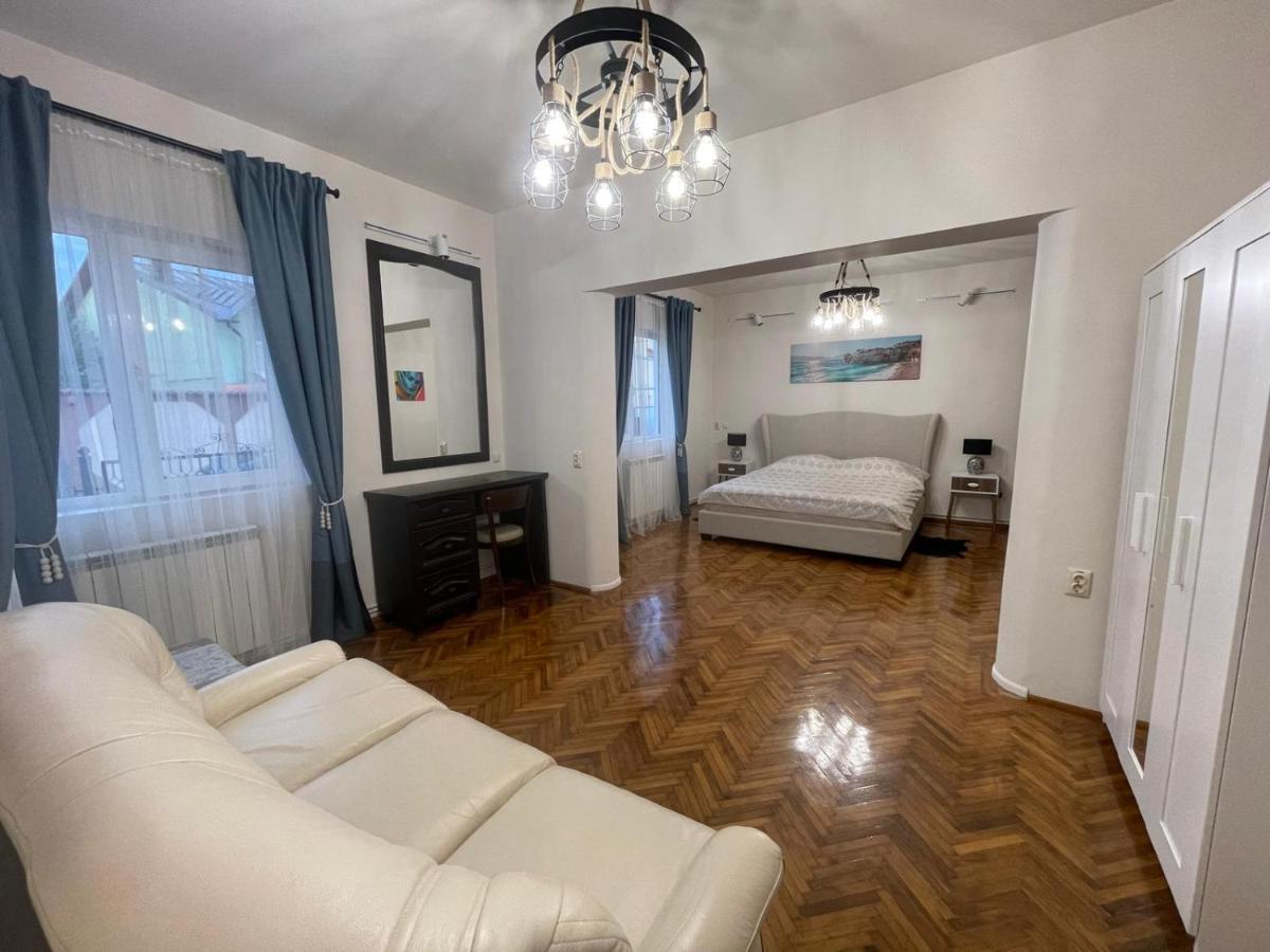 Premier Rooms Ploieşti Exterior foto